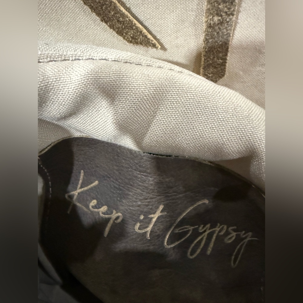 Keep it Gypsy recycled leather and serape bag - Picture 6 of 11